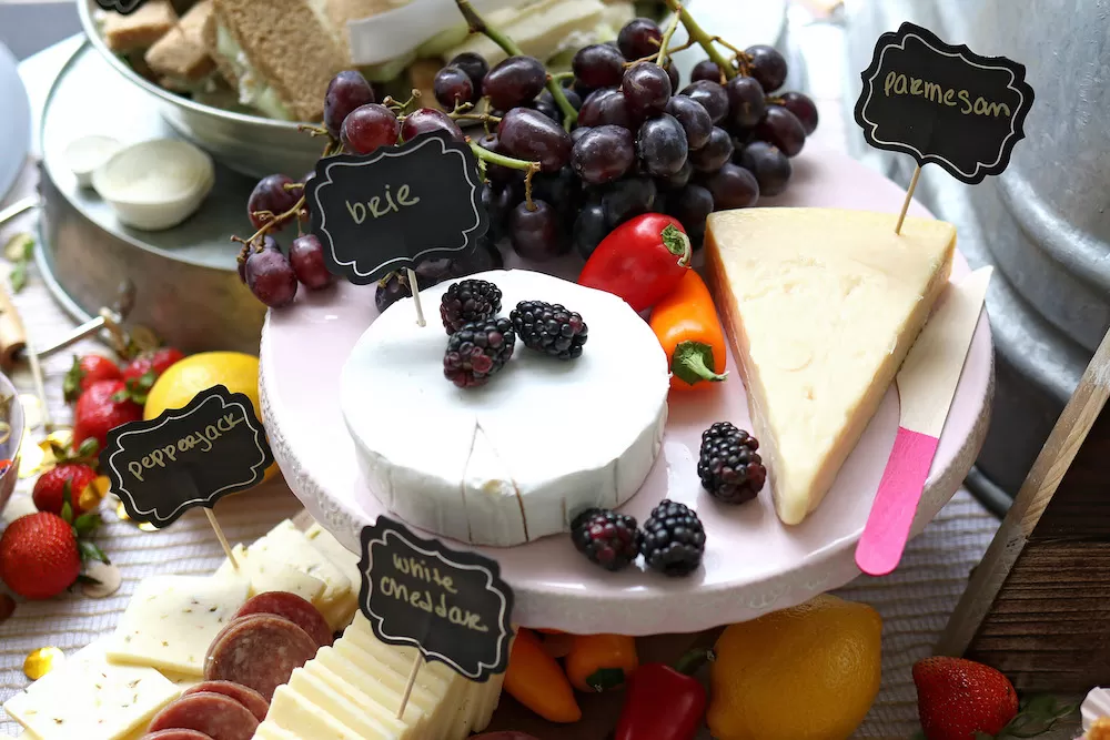 Where To Find The Tastiest Cheese in Paris