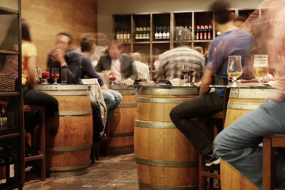 8 of the Finest Wine Bars in Paris