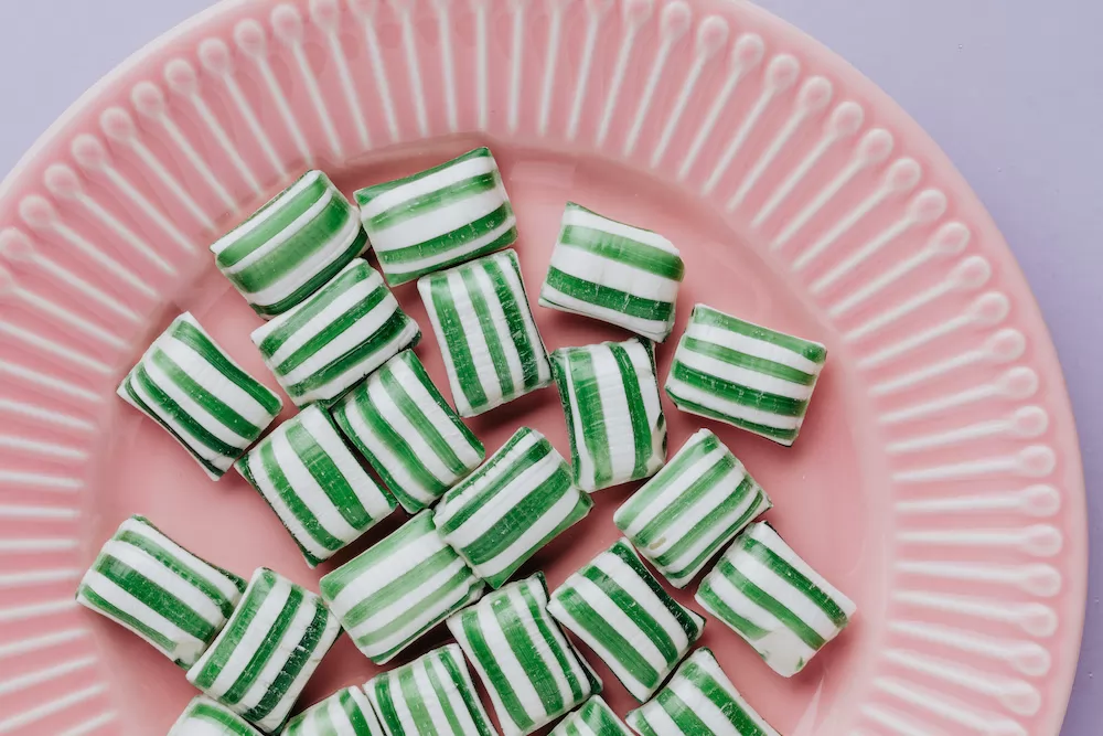 You Have To Try These 7 French Candies At Least Once