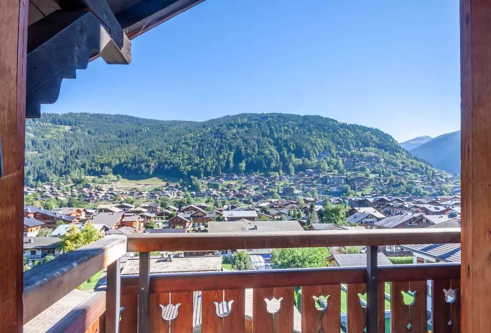 The Sunniest Ski Chalet Holiday Rentals in Morzine