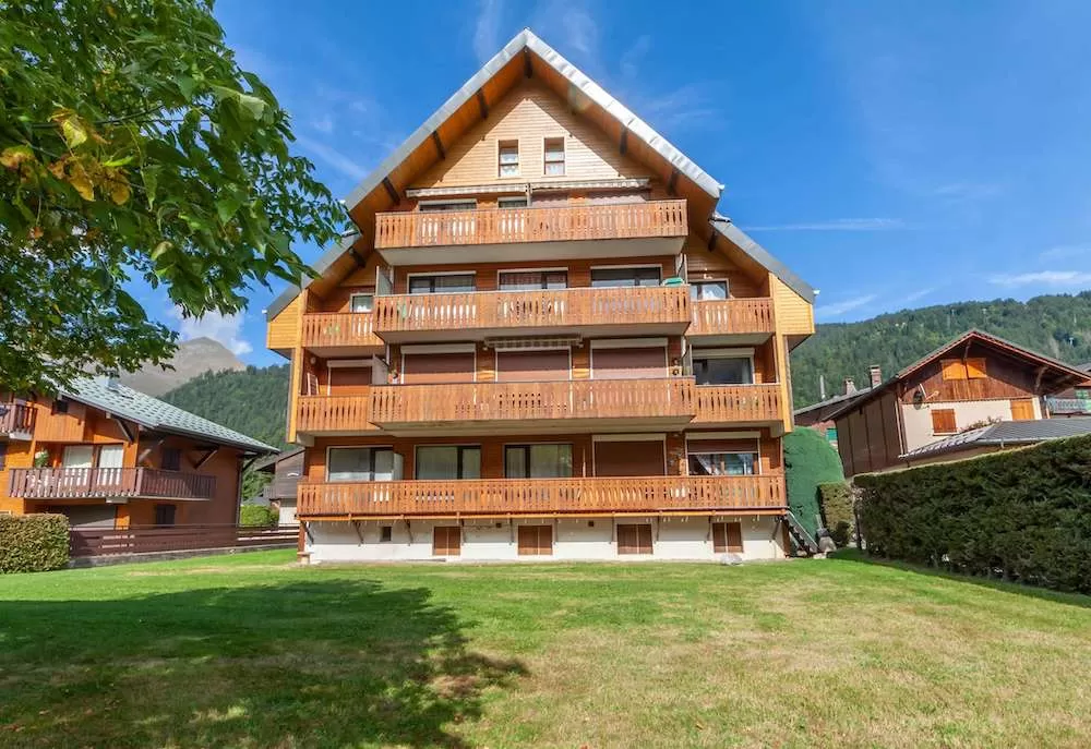 The Best Chalet Rentals in Morzine Located Near Ski Bus Stops
