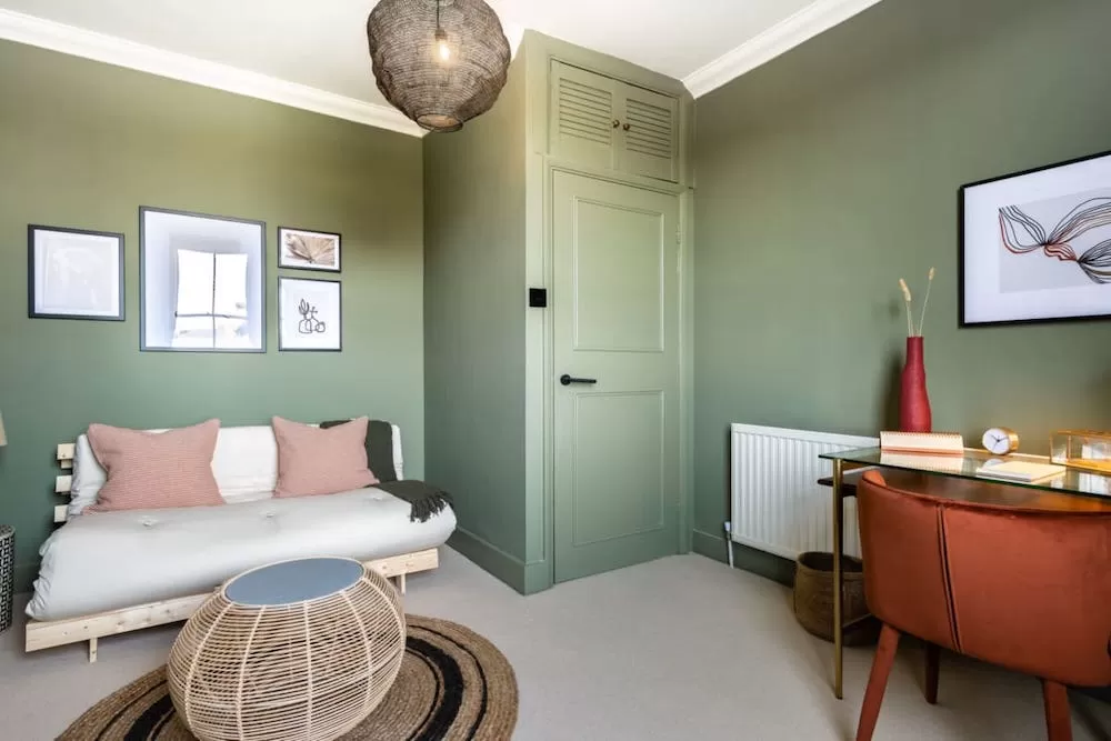 The Perfect Luxury London Luxury Rentals for Working at Home