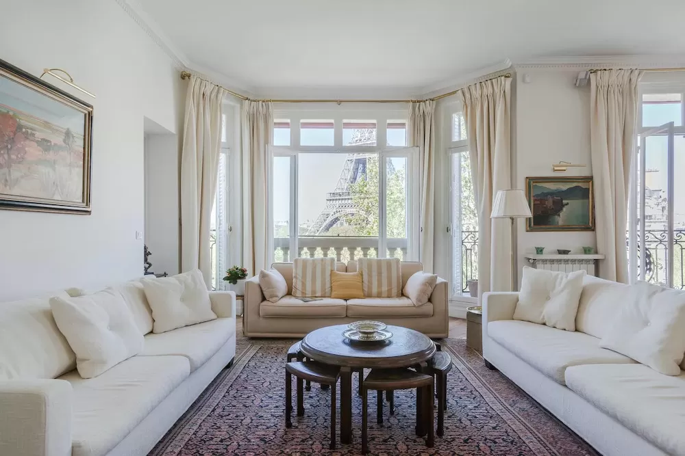 The 10 Best Luxury Apartments in Paris to Share With A Roommate