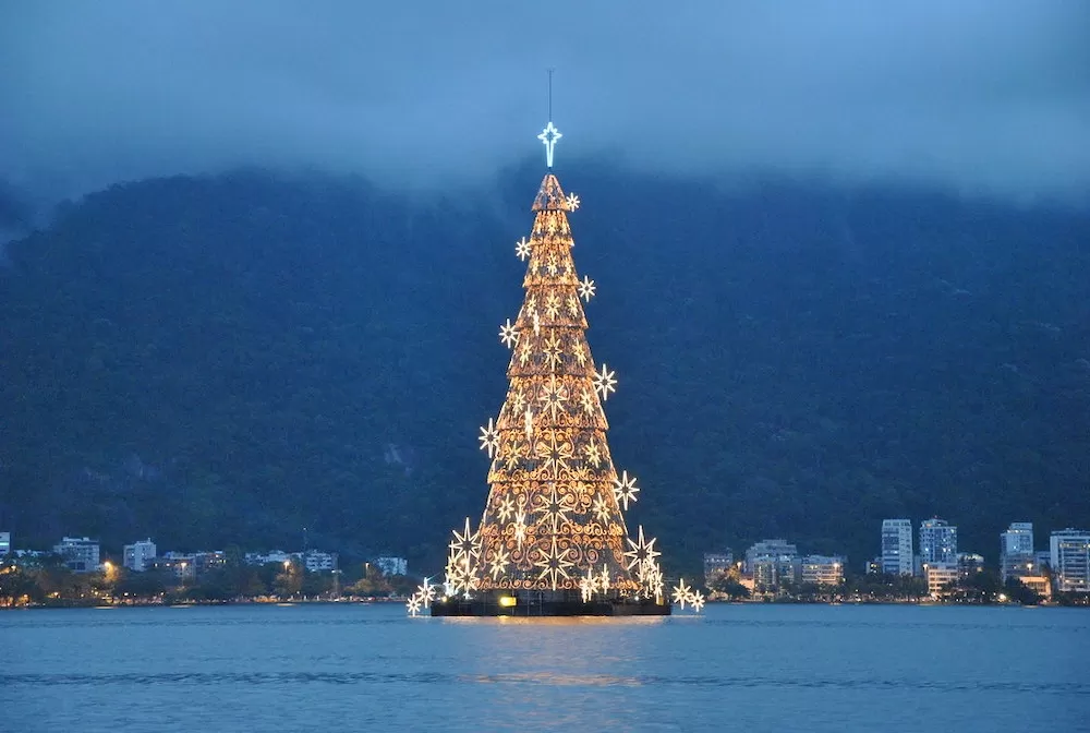 Where are The World's Most Iconic Christmas Trees?