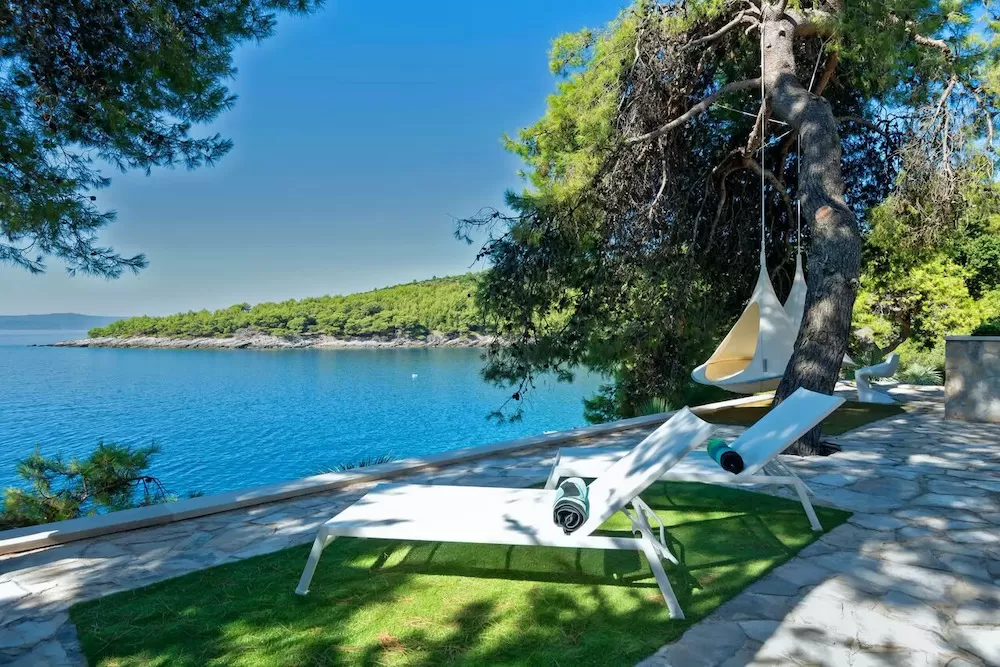 7 Vacation Rentals in Croatia with Great Spots for Enjoying Views