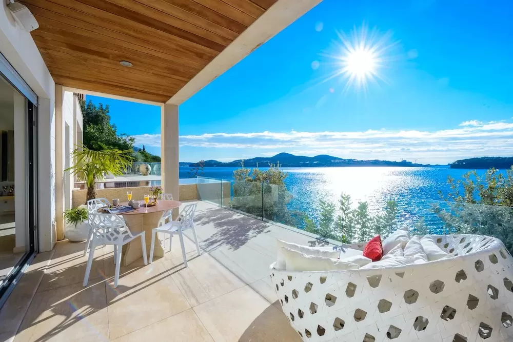 7 Vacation Rentals in Croatia with Great Spots for Enjoying Views