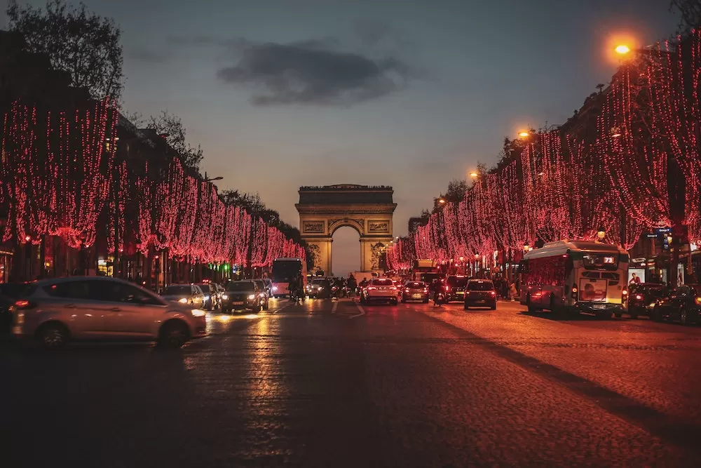 The Five Best Signs for The Start of Christmas in Paris