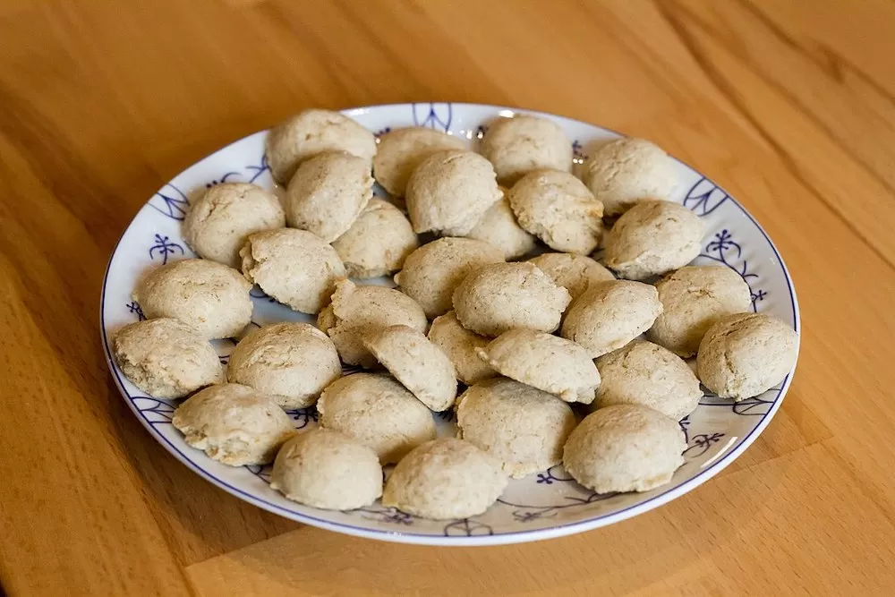 Enjoy These German Christmas Cookies This Holiday Season