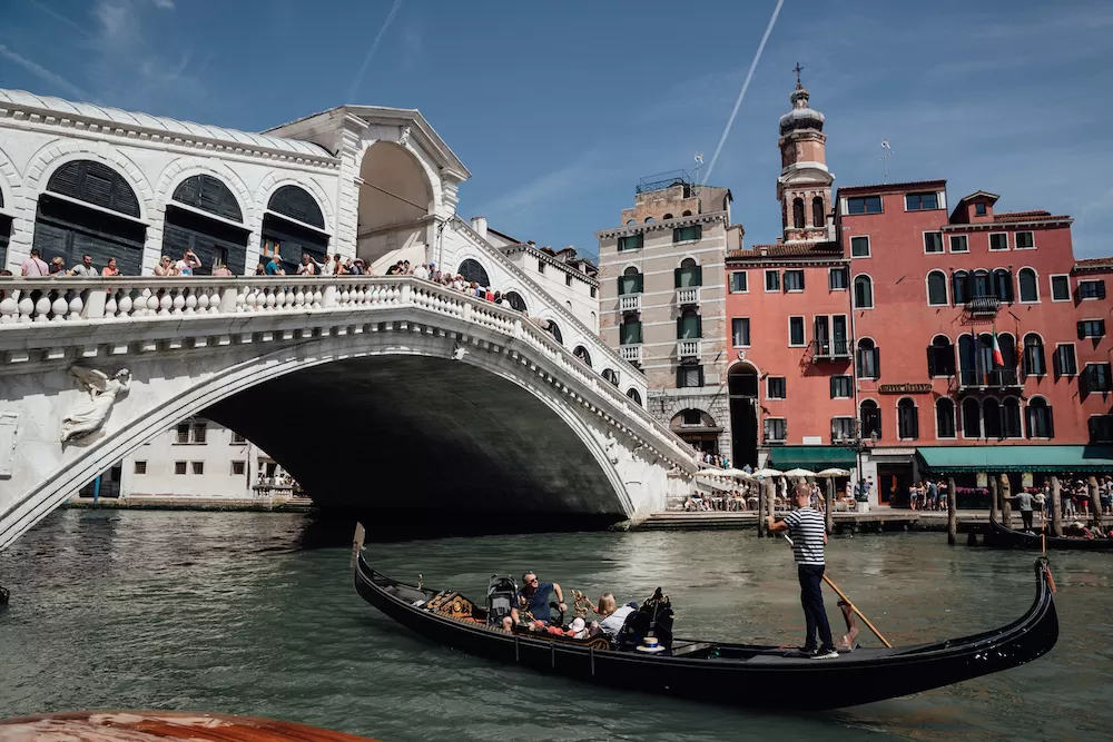 The Five Best Spots in The Carnival of Venice