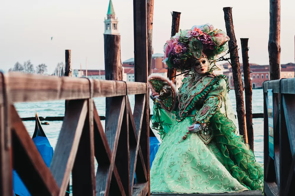 Where to Shop for Costumes for The Carnival of Venice