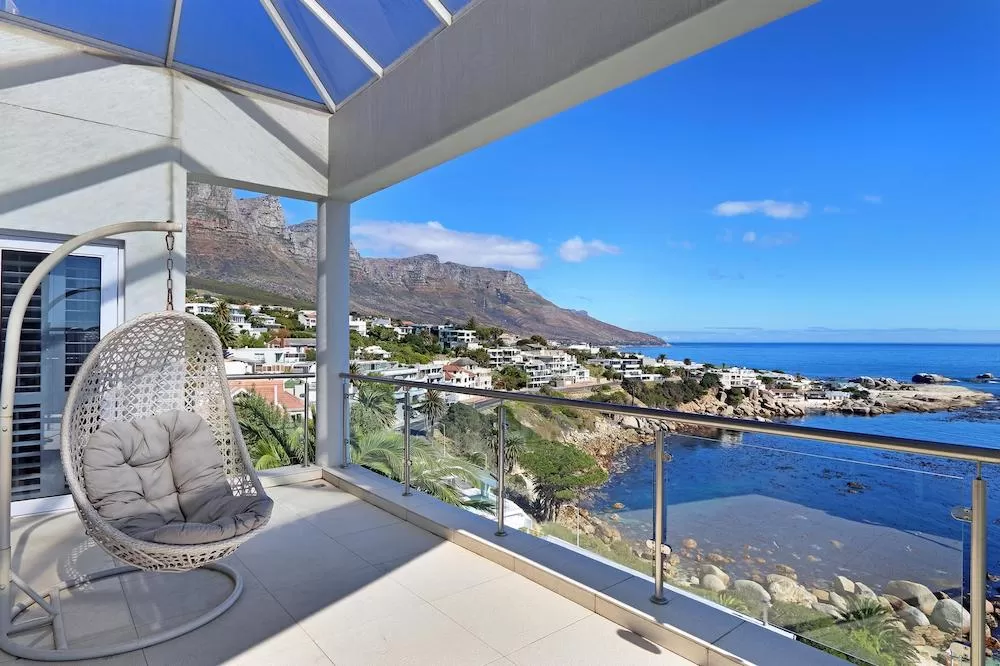 Enjoy The Seaside Views from These Luxury Homes in Cape Town