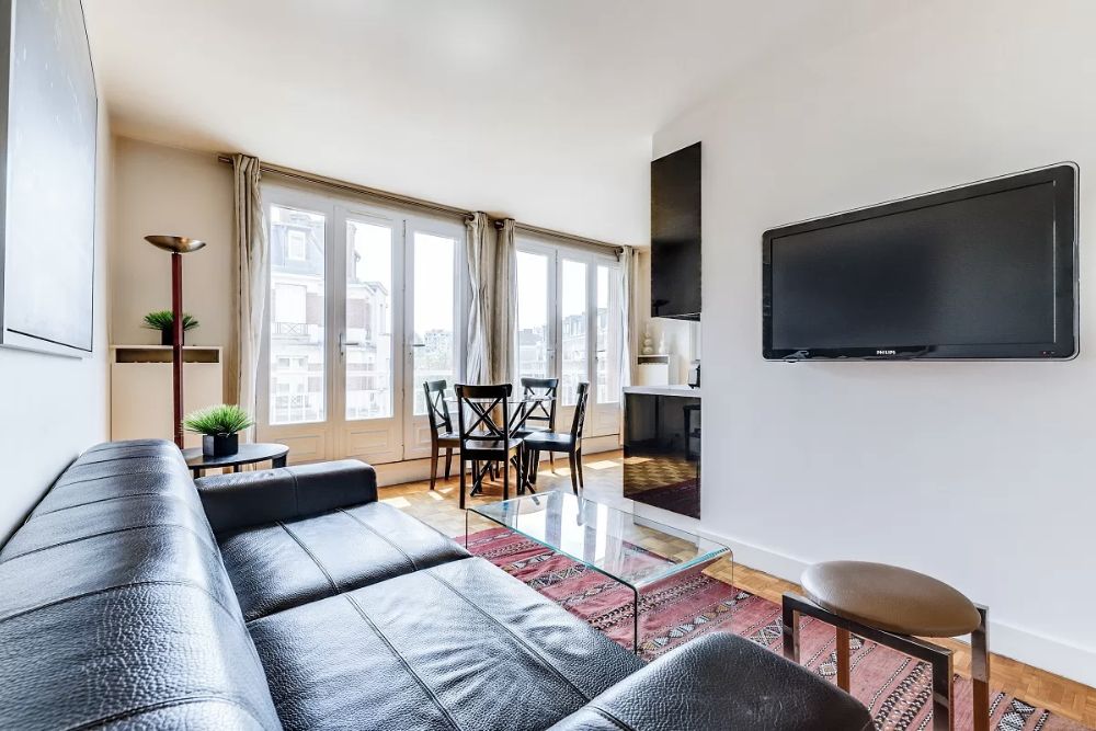 Enjoy The View of The Eiffel Tower from These Paris Luxury Apartments