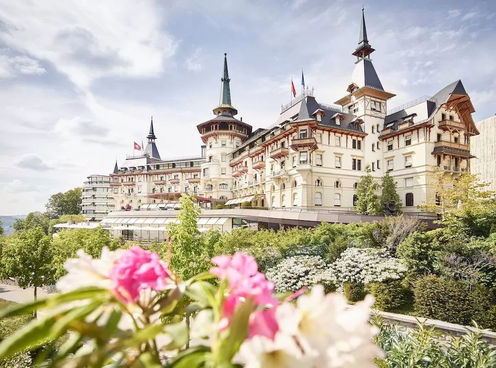 What Makes Zürich a Romantic City?