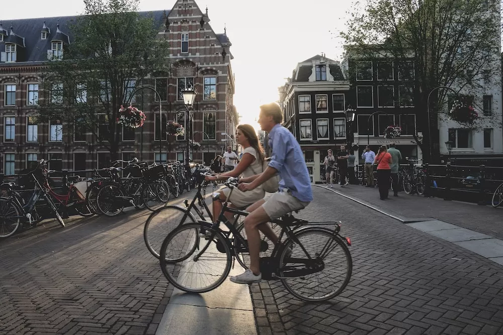 What to Do on Your Date in Amsterdam