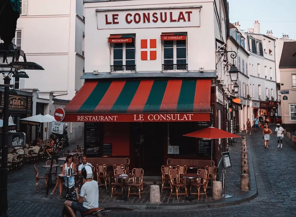 Cafes in Paris: The Best in Montmartre