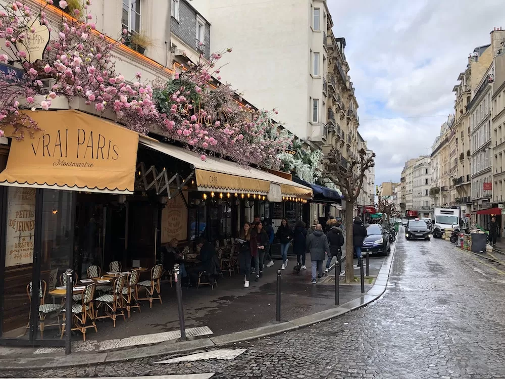 Cafes in Paris: The Best Flowery Hotspots