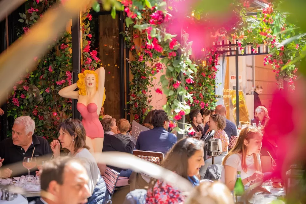 Cafes in Paris: The Best Flowery Hotspots