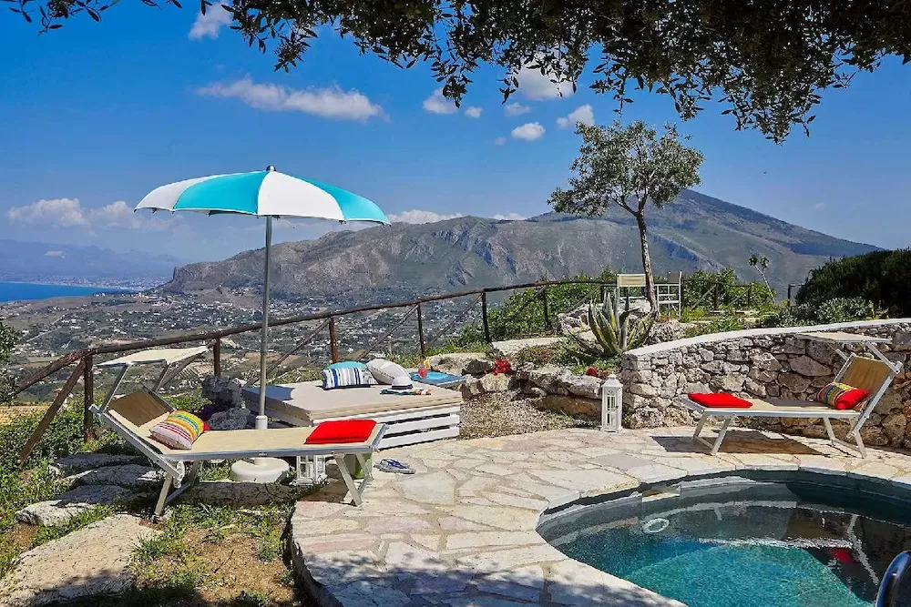 The Five Most Romantic Villas to Rent in Sicily