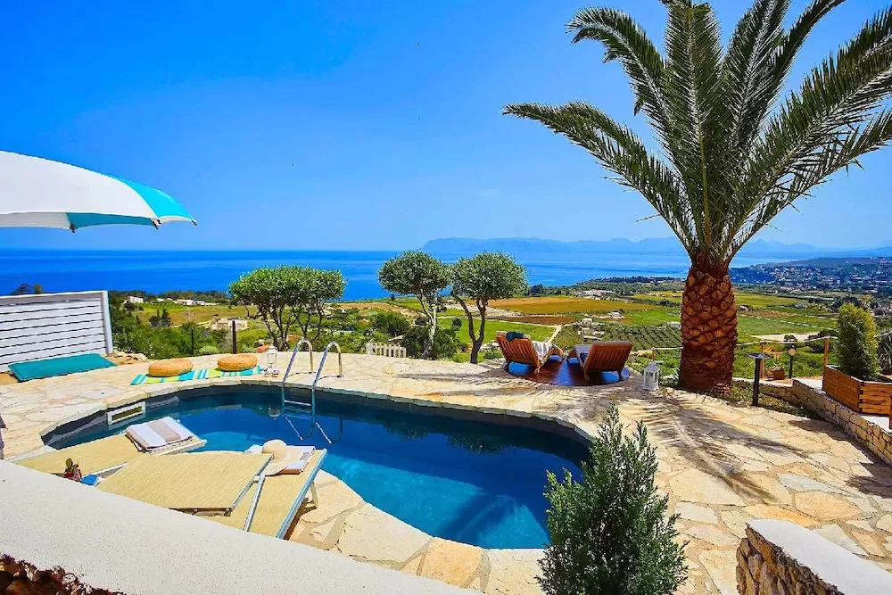 Enjoy The Seaside Views in These Luxury Villas in Sicily