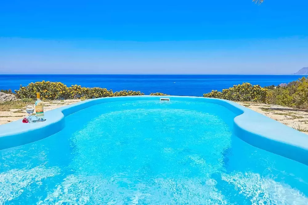 Enjoy The Seaside Views in These Luxury Villas in Sicily