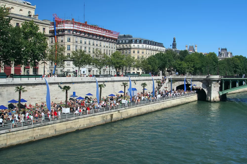 How To Enjoy The Summer Weather in Paris