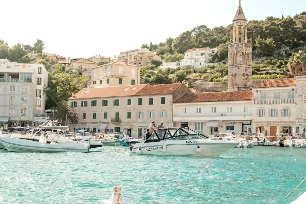 The Five Most Instagram-Worthy Islands in The Mediterranean