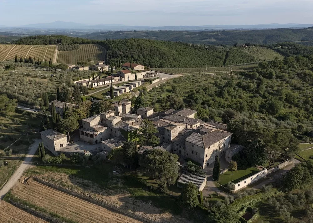 Visit These Picturesque Vineyards in Tuscany This Summer