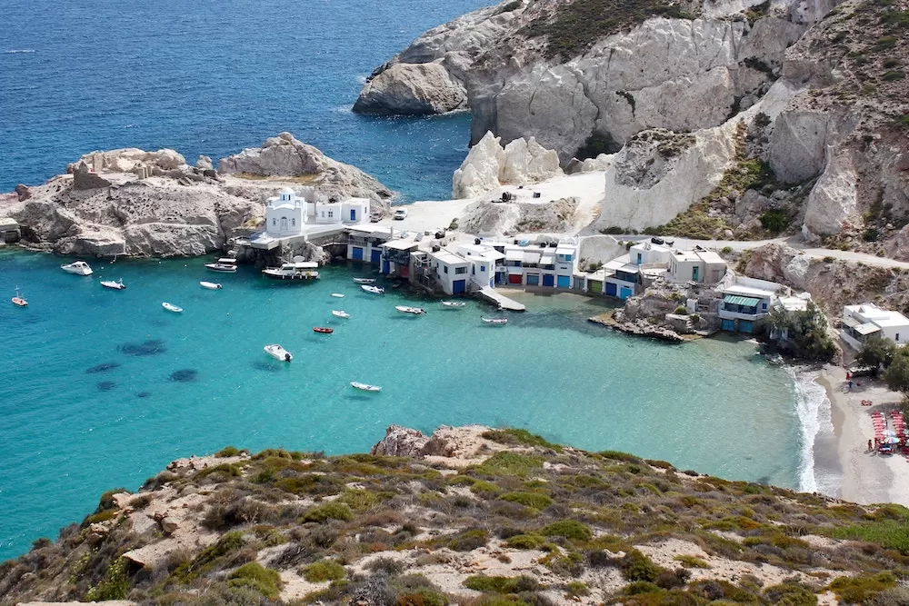 10 Beautiful Must-See Greek Islands