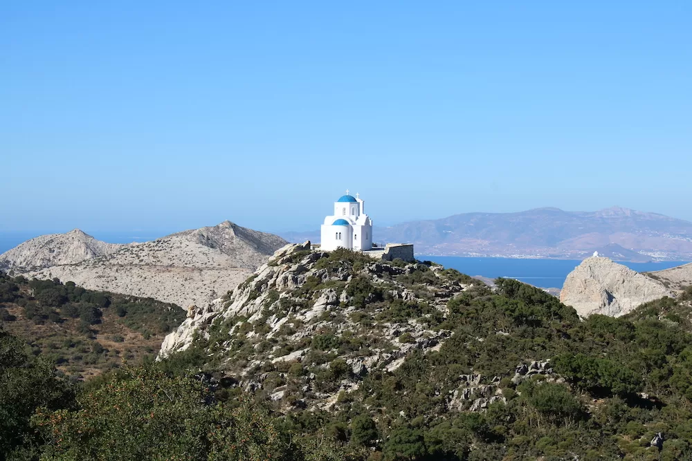10 Beautiful Must-See Greek Islands