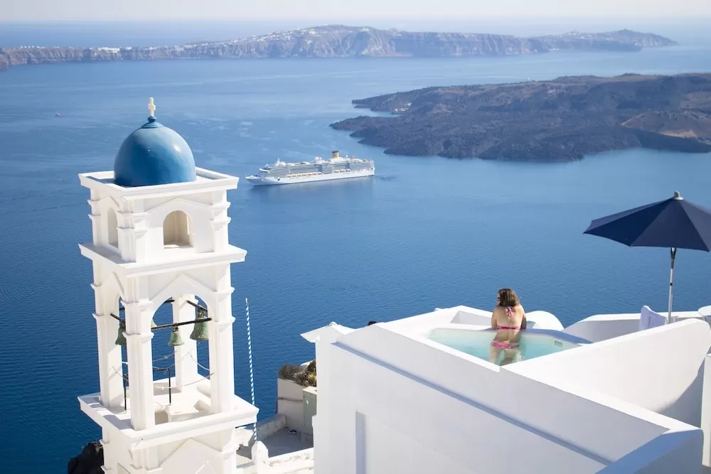 The Five Most Romantic Greek Islands