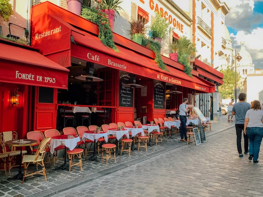 Bistros in Paris: The Best in Montmartre