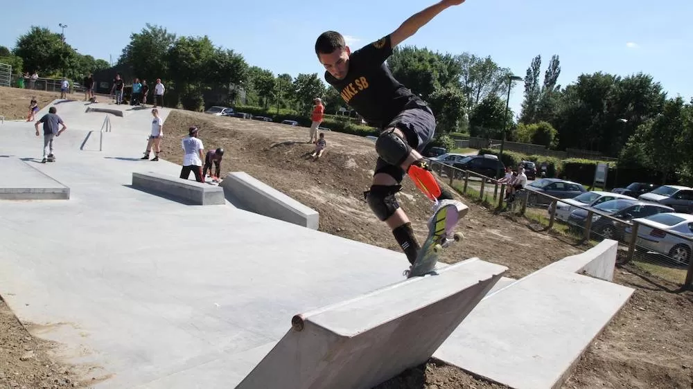 The 7 Coolest Paris Skate Parks