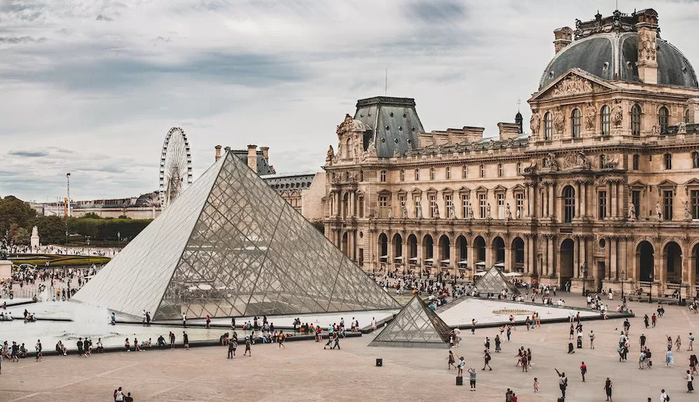 The Top 10 Displays in The Louvre