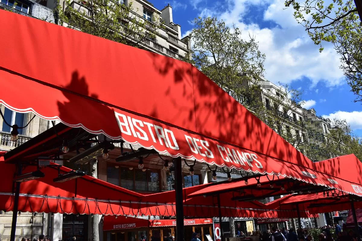 Bistros in Paris: The Best Near Champs-Élysées