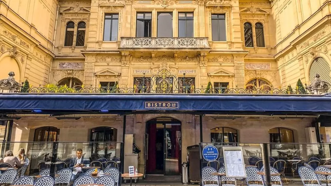 Bistros in Paris: The Best Near Champs-Élysées