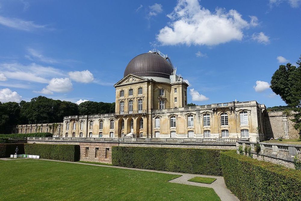 The Chicest Neighborhoods in The Paris Suburbs