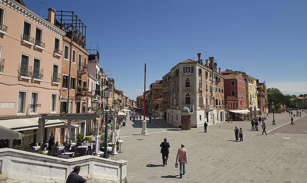 The Five Best Non-Touristy Things to Do in Venice