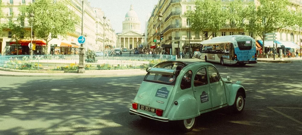 Top Tips for Taking Paris Taxis