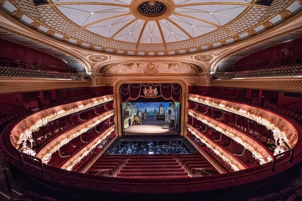 Where to Watch The Best London Theatre Shows