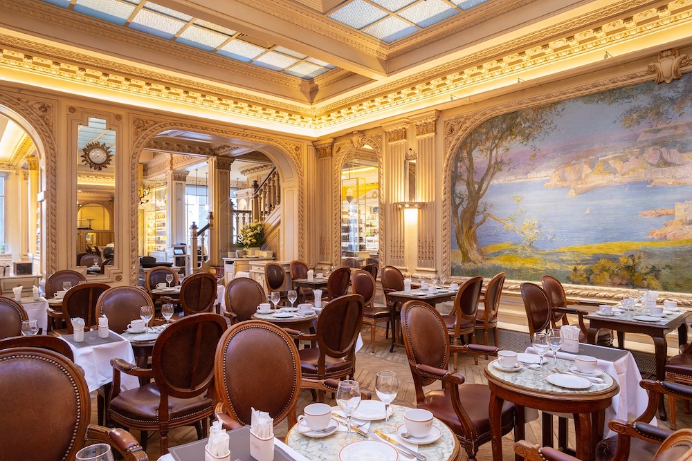 Discover The Most Historic Cafes in Paris