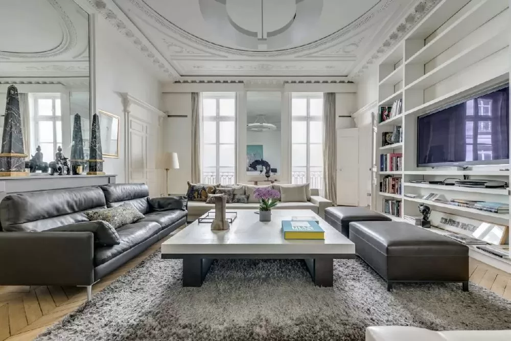 Rent Any of These Chic Paris Apartments for Christmas
