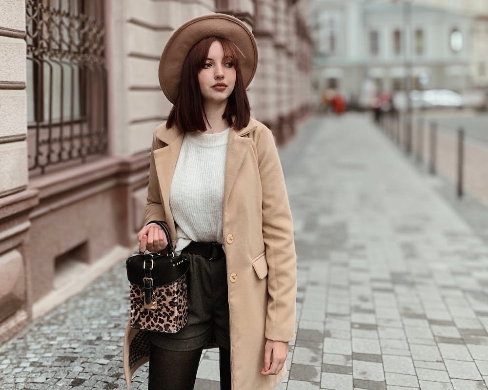 How Do Parisians Dress for The Autumn Season?