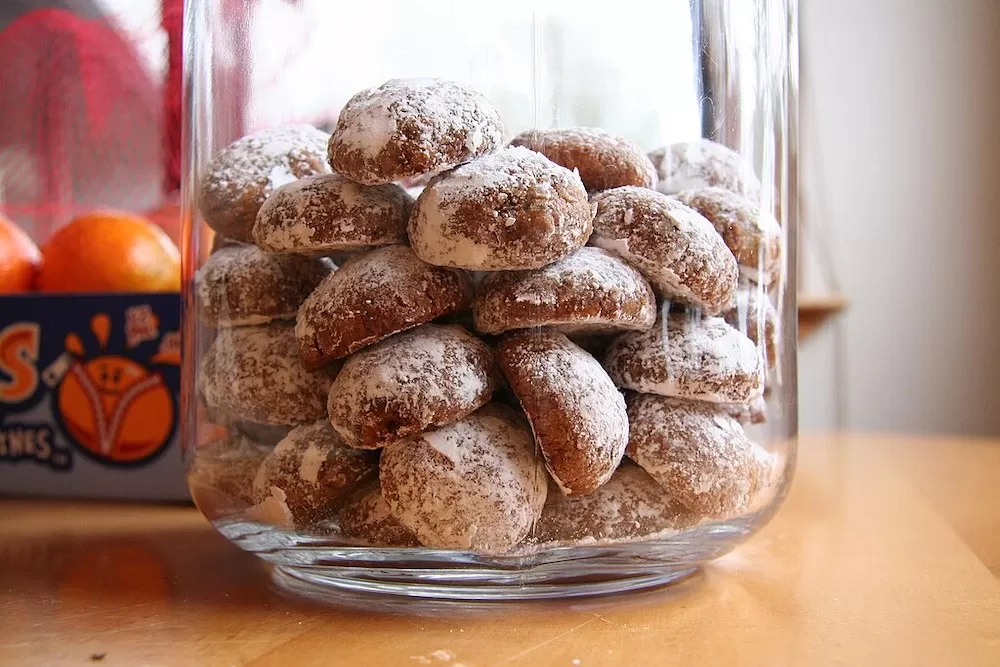 The Sweetest Christmas Treats from Around The World