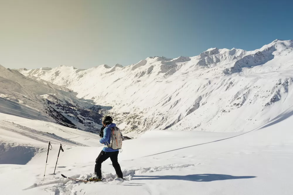 Follow These Tips When You Travel to Ski Resort Towns