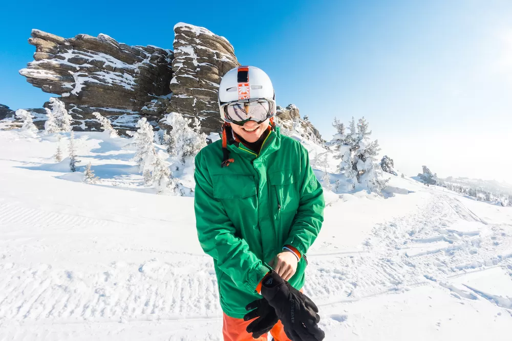 Bring These Travel Essentials on Your Trip to Ski Resort Towns
