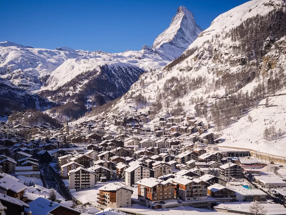 The 10 Best Ski Resort Towns in The World