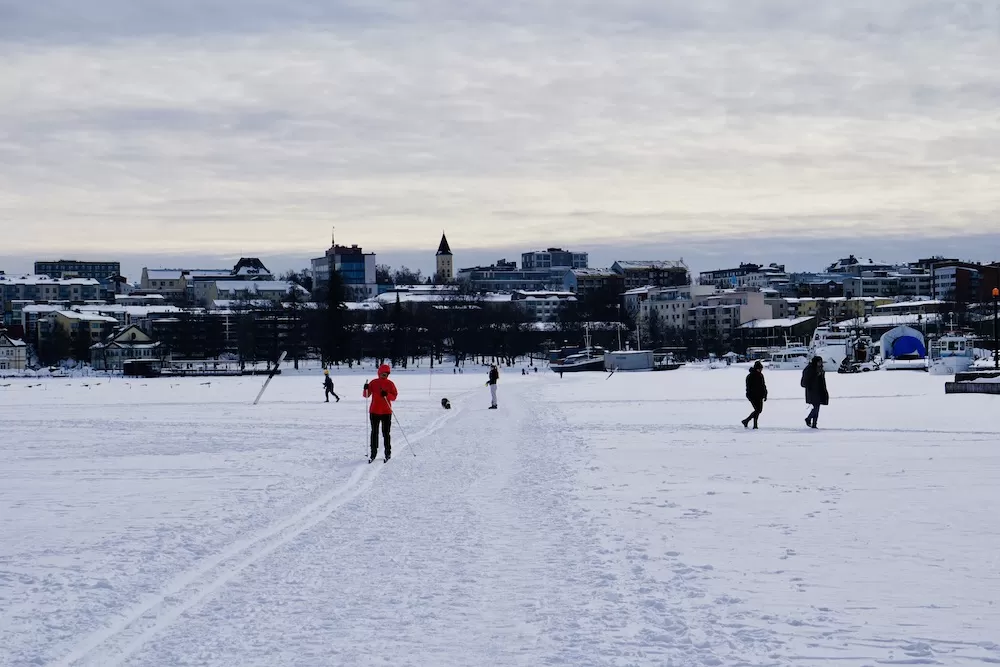 What to Remember About Visiting Ski Resort Towns