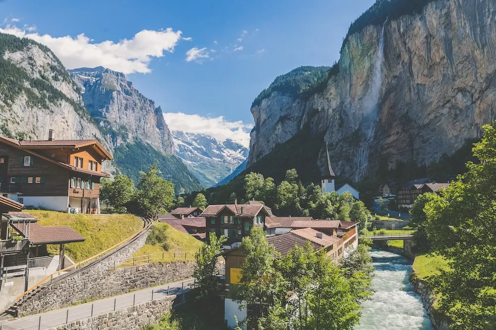 Discover The Best Towns in The Swiss Alps