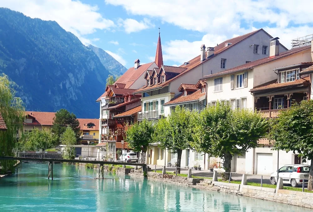Discover The Best Towns in The Swiss Alps