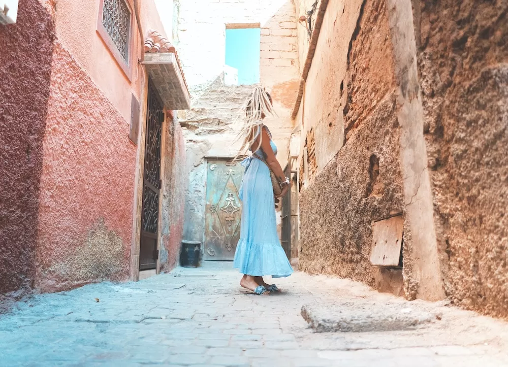 Follow These 10 Tips When You Shop in Souks